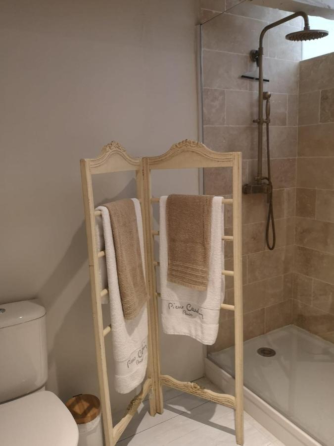 Au Clos Des Anges Saint-Jean-de-Maruejols-et-Avejan ภายนอก รูปภาพ