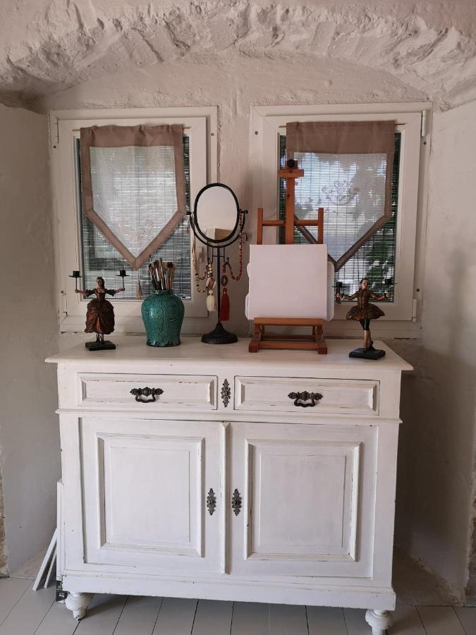 Au Clos Des Anges Saint-Jean-de-Maruejols-et-Avejan ภายนอก รูปภาพ