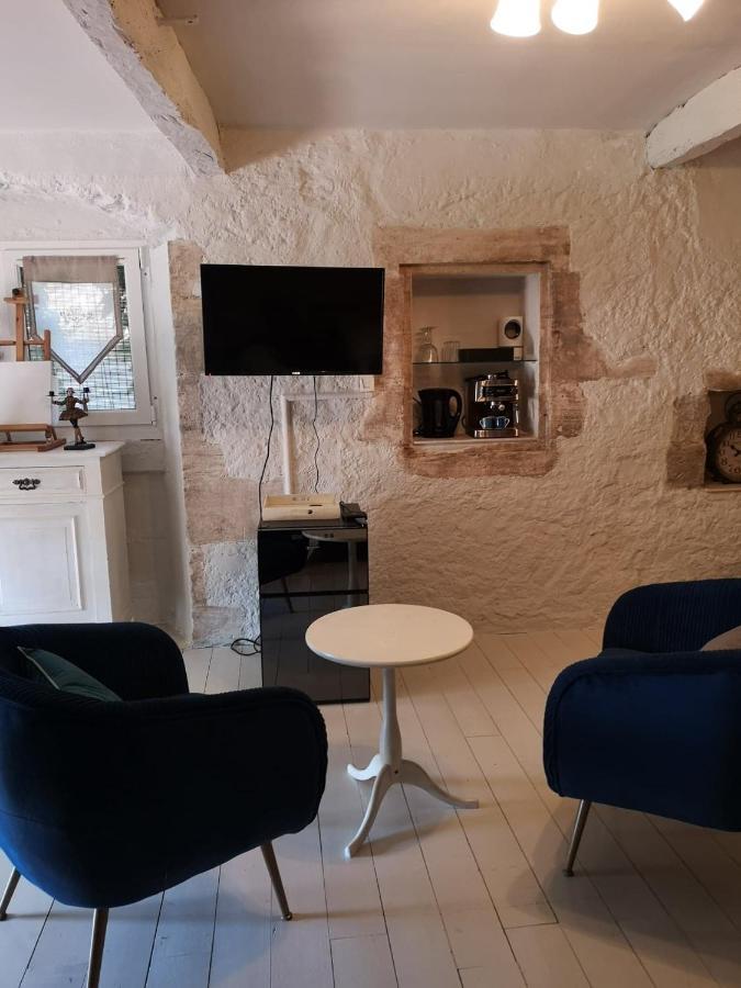 Au Clos Des Anges Saint-Jean-de-Maruejols-et-Avejan ภายนอก รูปภาพ